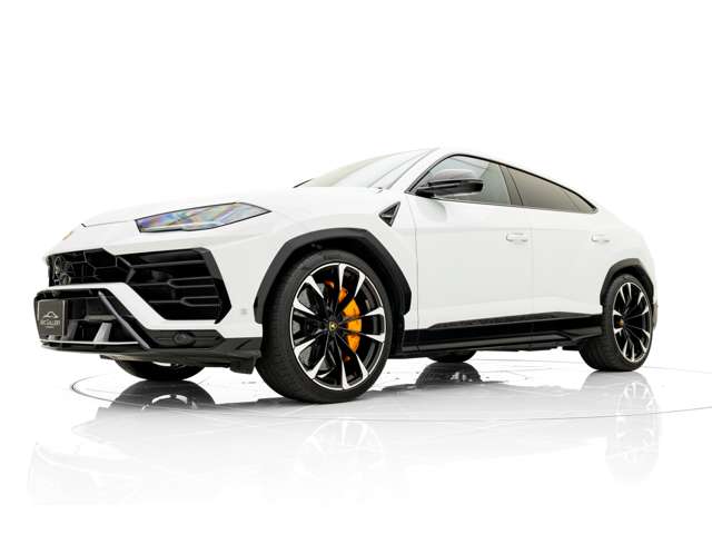 Lamborghini ウルス 11