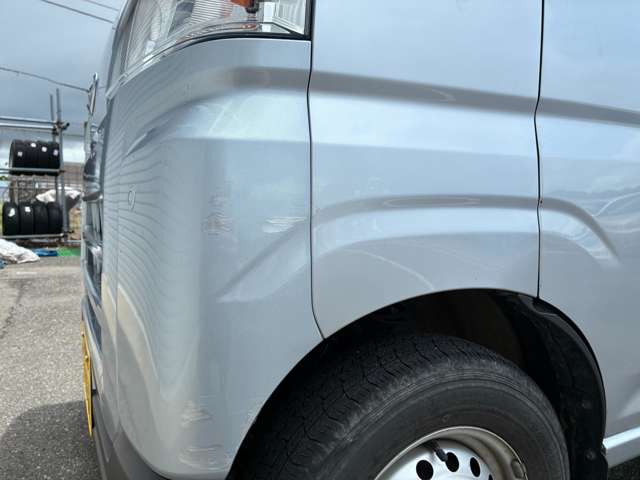 Daihatsu Hijet Cargo 9