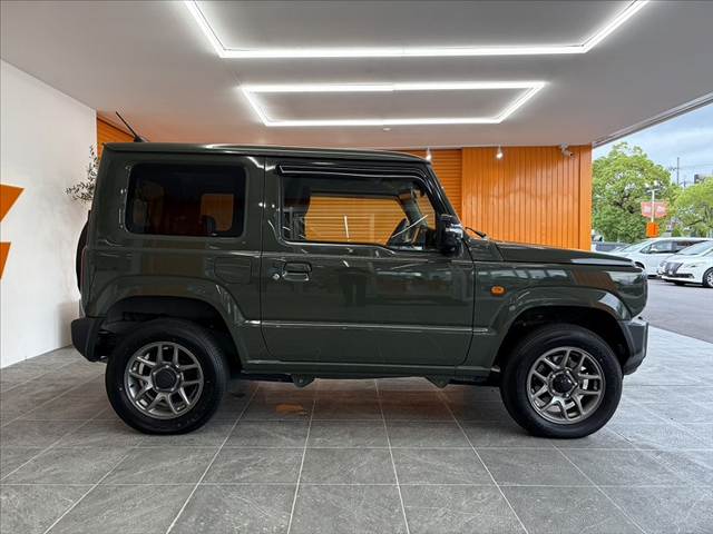 Suzuki Jimny 12