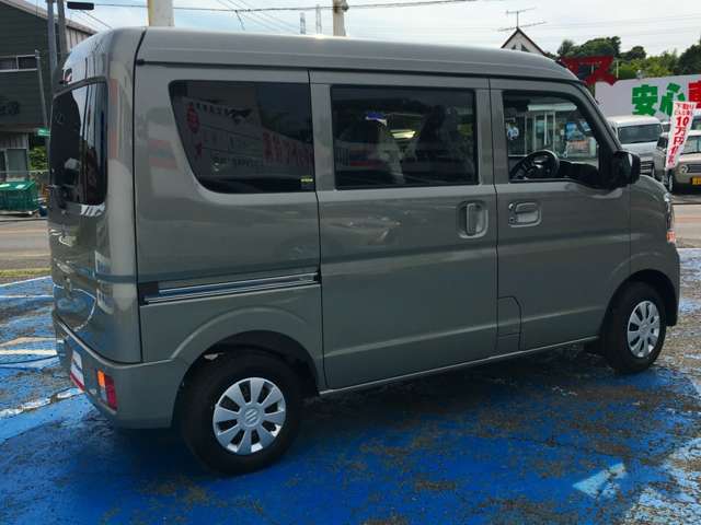 Suzuki Every 8