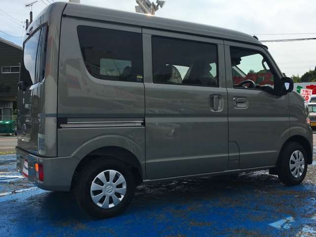 Suzuki Every 9