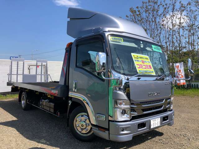 Isuzu Elf 3