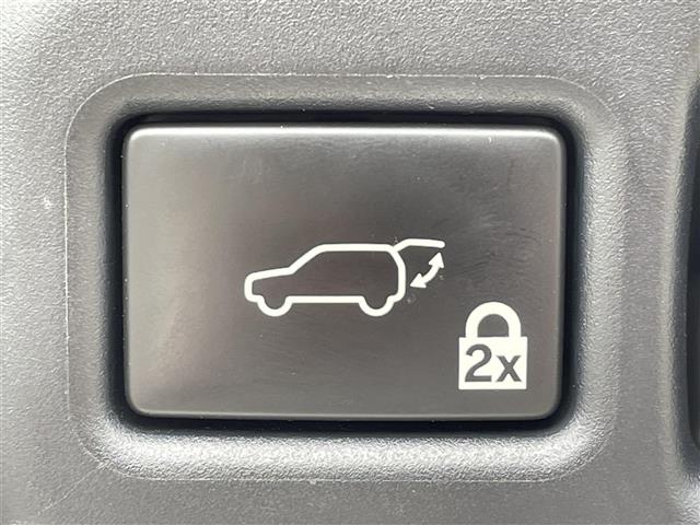 Lexus RX 9