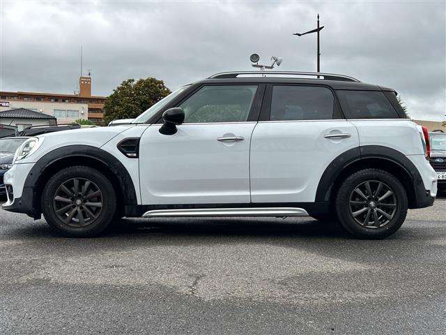 MINI Crossover 7