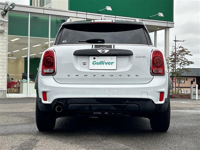 MINI Crossover 8