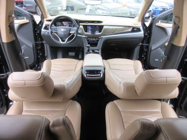 Cadillac XT6 7