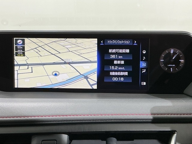 Lexus UX 5