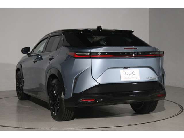 Lexus RZ 7