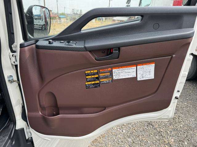 Hino Ranger 12