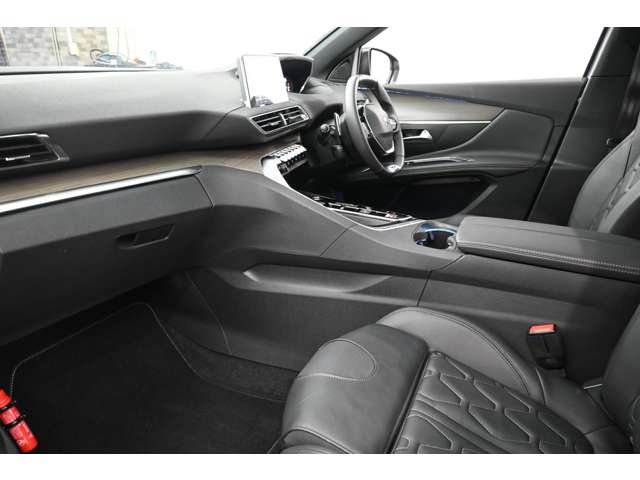 Peugeot 3008 4