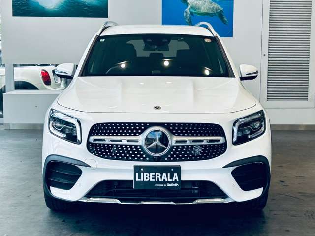 Mercedes-Benz GLB 8