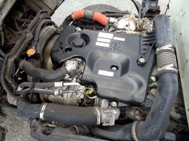 Isuzu Elf 4