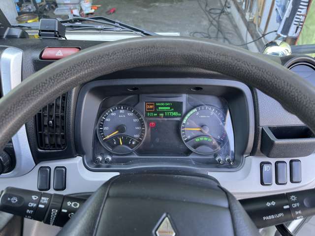 Mitsubishi Fuso Canter 8