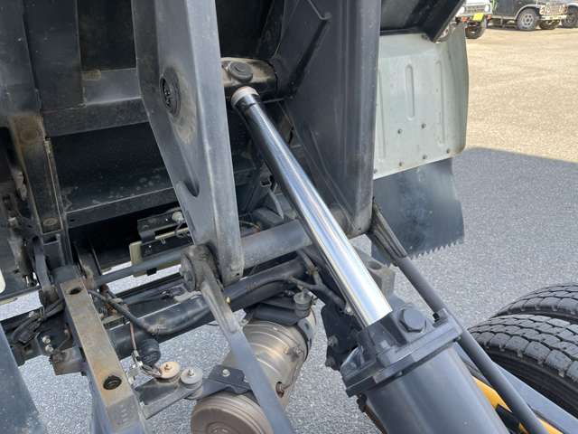 Mitsubishi Fuso Canter 10