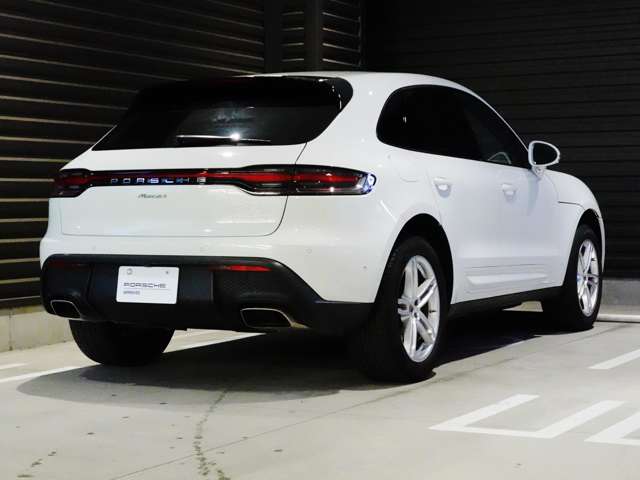 Porsche Macan 2