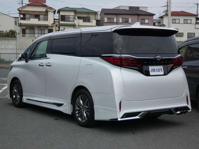Toyota Alphard 11