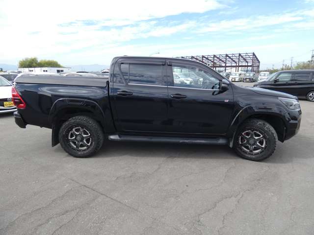 Toyota Hilux 4