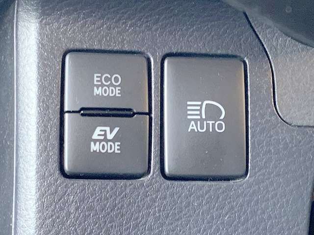 Toyota Probox Van 7