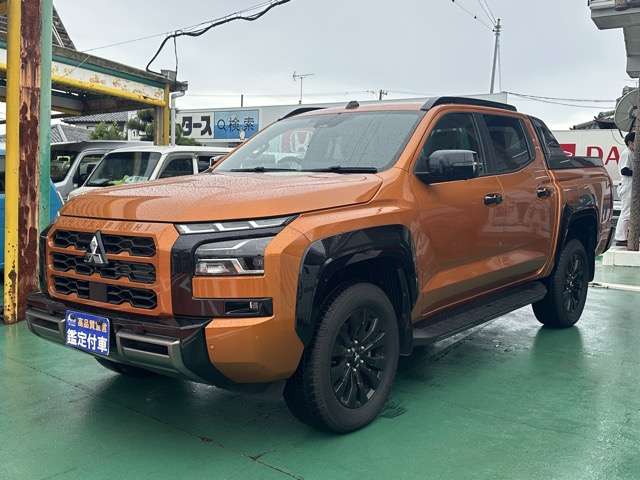 Mitsubishi Triton 3