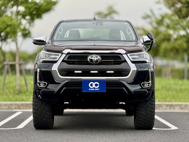 Toyota Hilux 8