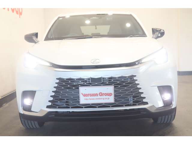 Lexus LBX 8