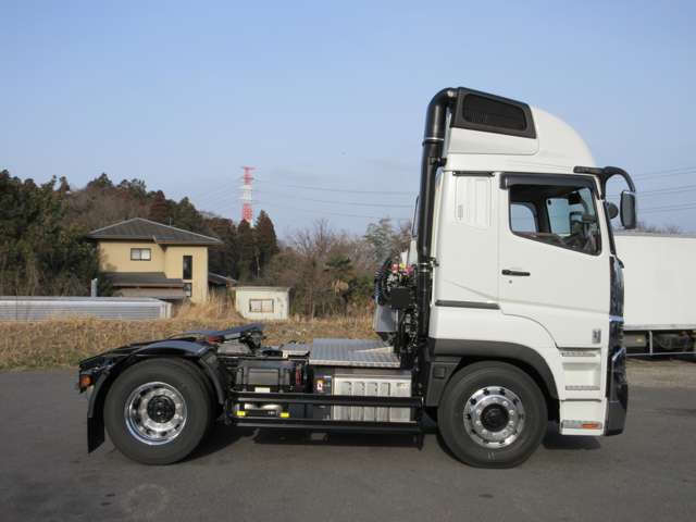 Mitsubishi Fuso Super Great 7