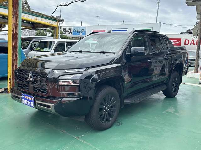 Mitsubishi Triton 3