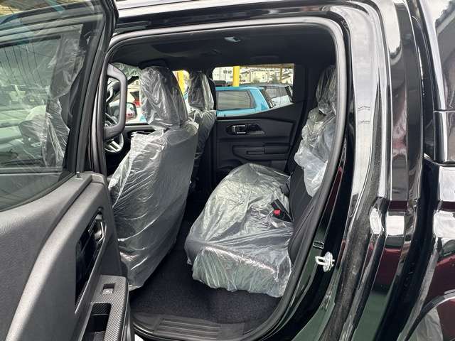 Mitsubishi Triton 6
