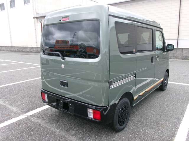 Suzuki Every 9