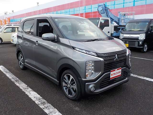 Mitsubishi eK X 6