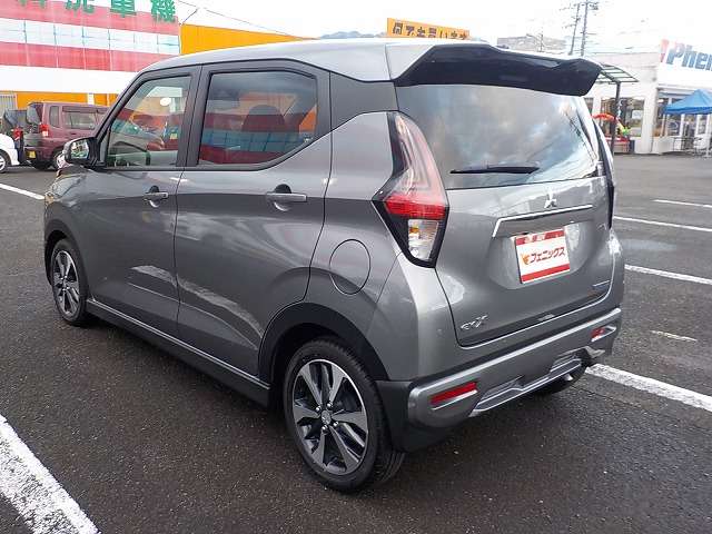 Mitsubishi eK X 10