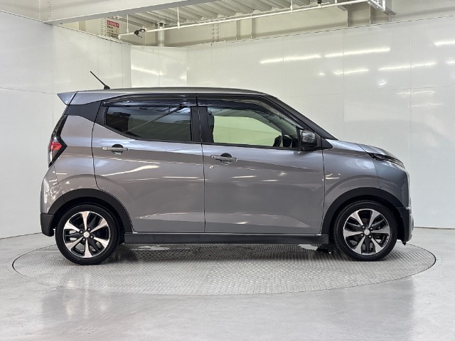 Mitsubishi eK X 8