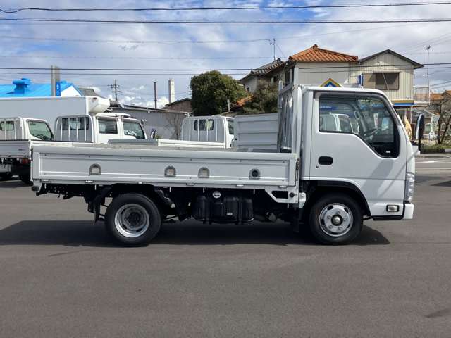 Isuzu Elf 11