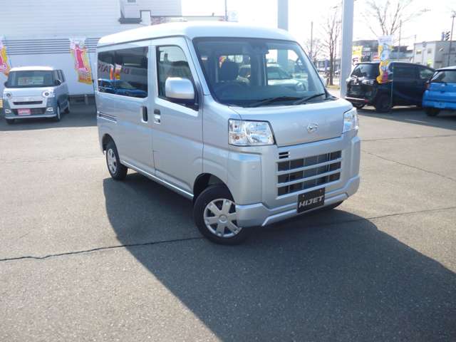 Daihatsu Hijet Cargo 3
