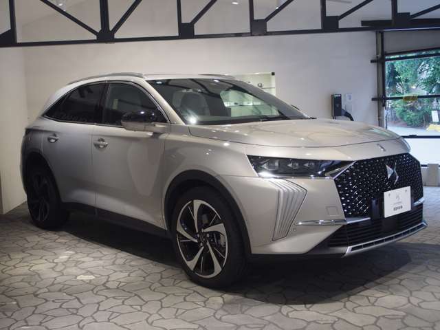 DS Automobiles DS7 8
