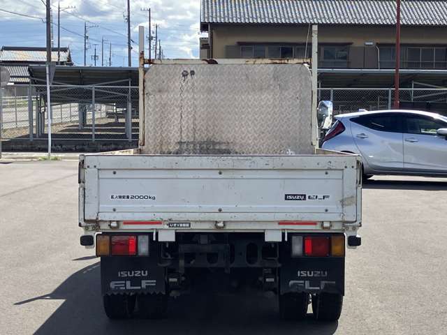 Isuzu Elf 9
