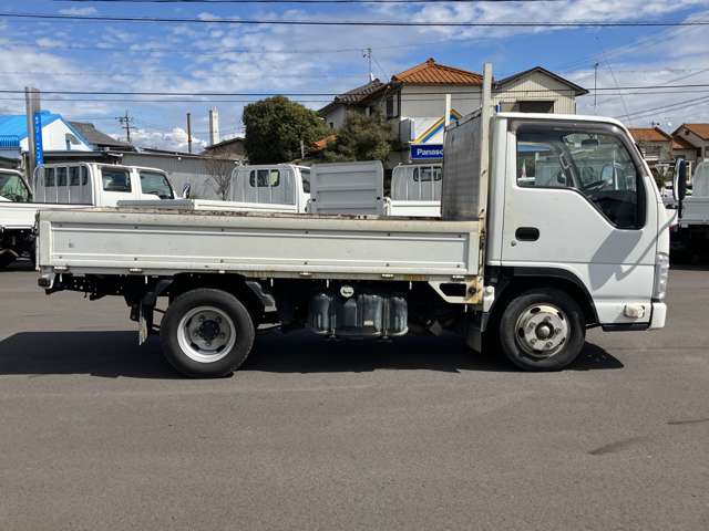 Isuzu Elf 10
