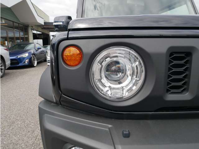 Suzuki Jimny Sierra 11