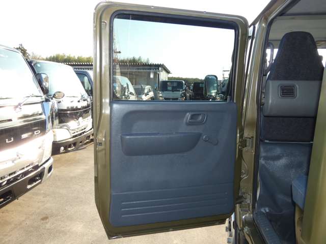 Mitsubishi Fuso Canter 13