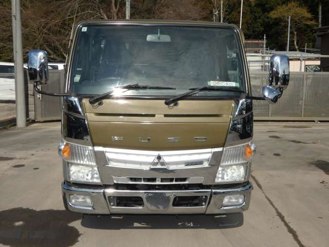 Mitsubishi Fuso Canter 4