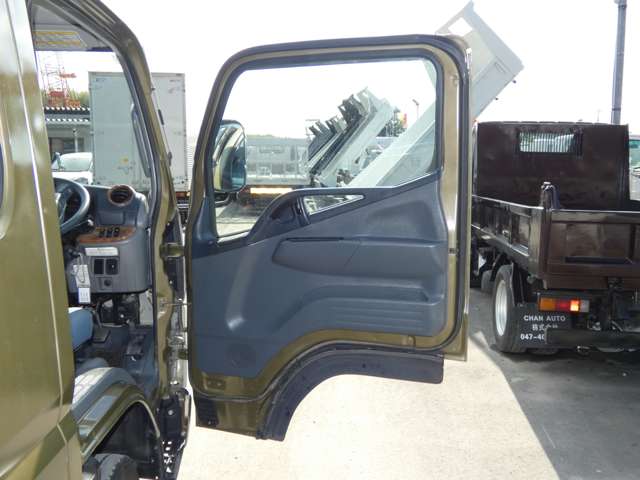 Mitsubishi Fuso Canter 10