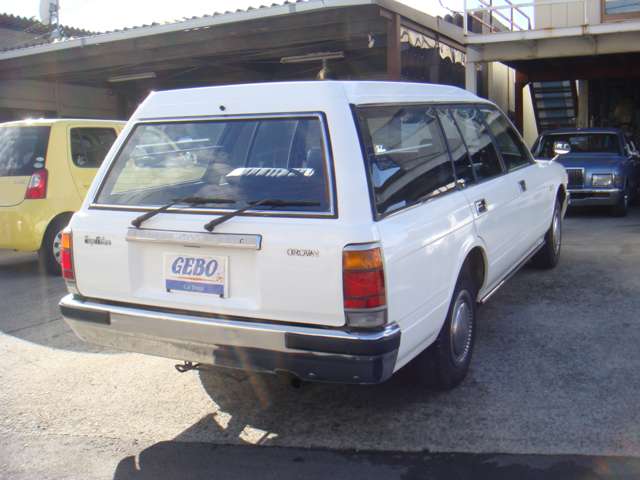 Toyota Crown Van 8