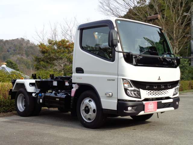 Mitsubishi Fuso Canter 3