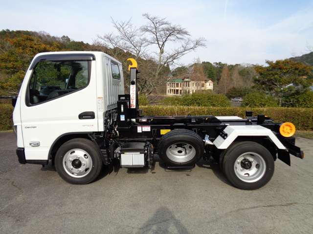 Mitsubishi Fuso Canter 5