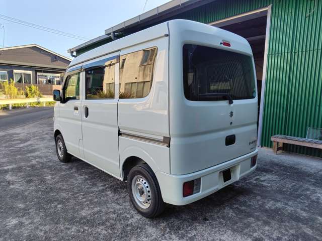 Suzuki Every 8