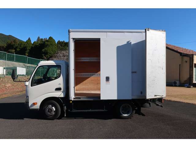 Toyota Toyoace 11