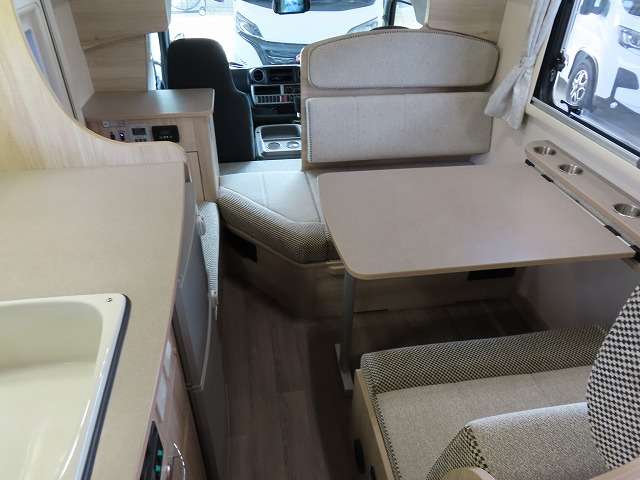 Toyota Camroad 4