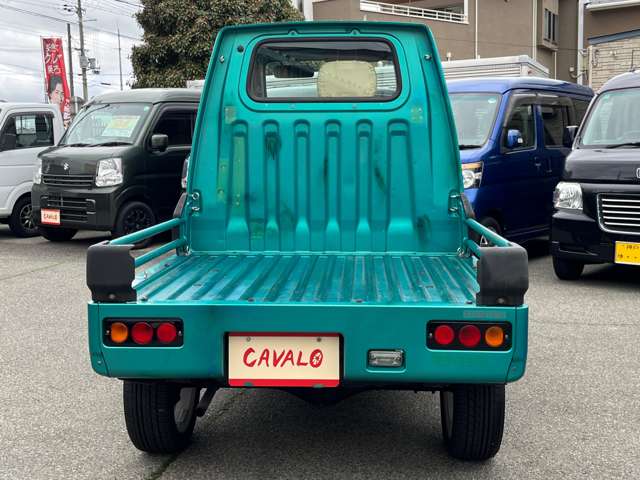 Daihatsu Midget II 11