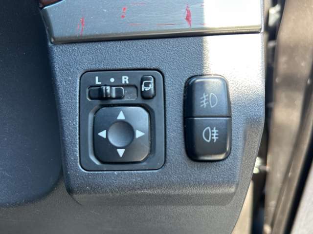 Mitsubishi Pajero 8