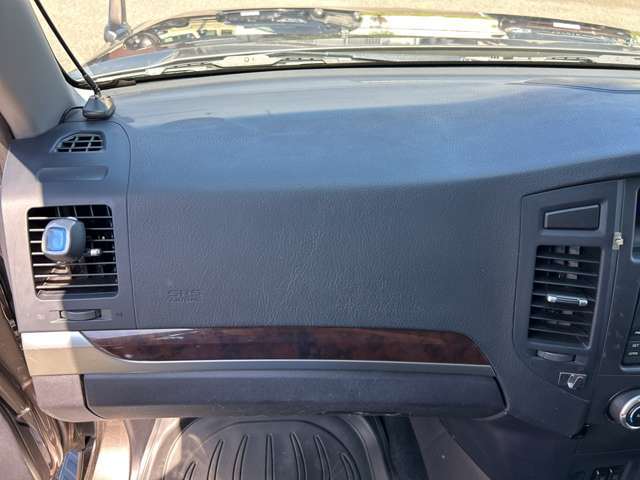Mitsubishi Pajero 9